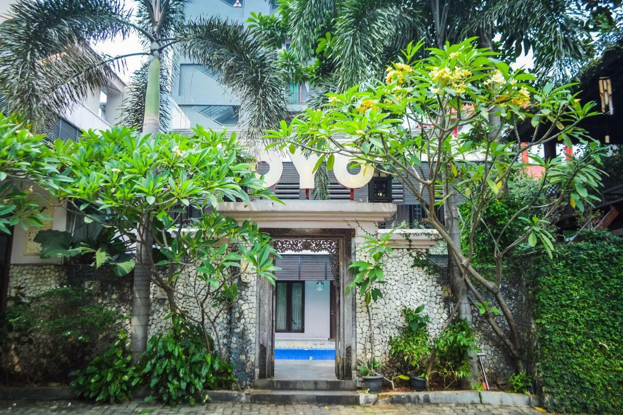 Oyo 107 Kusuma Kemang Suite Джакарта Екстер'єр фото