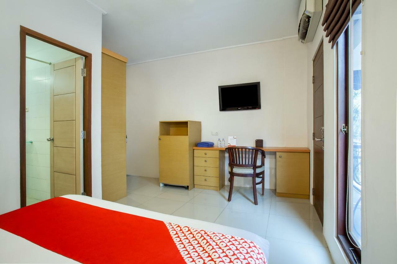 Oyo 107 Kusuma Kemang Suite Джакарта Екстер'єр фото